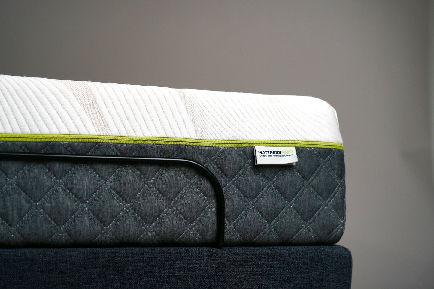 UltraLuxe Adjustable Bed